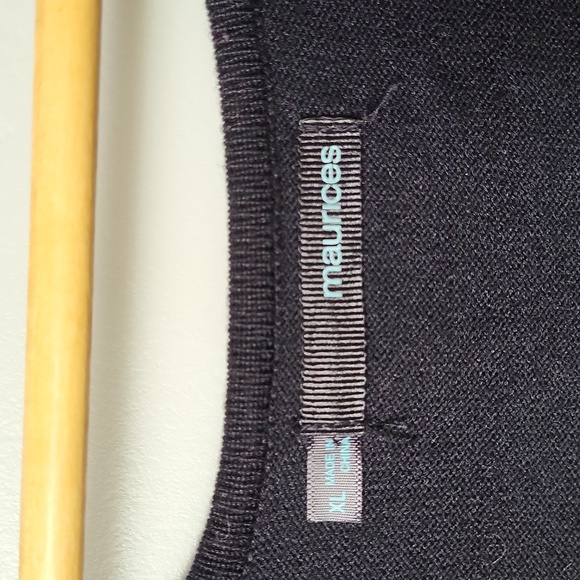 Maurices Black & White Striped Short Sleeved Scoop-Neck Sweater Size XL - Picture 3 of 7